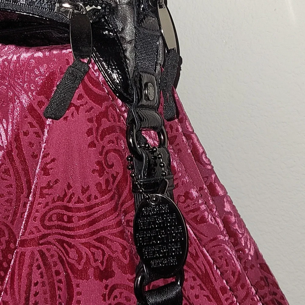 Reaction by Kenneth Cole crossbody - Picture 10 of 16